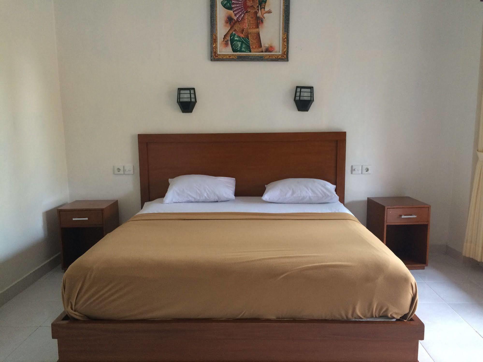 קוטה לומבוק Suka Beach Inn מראה חיצוני תמונה